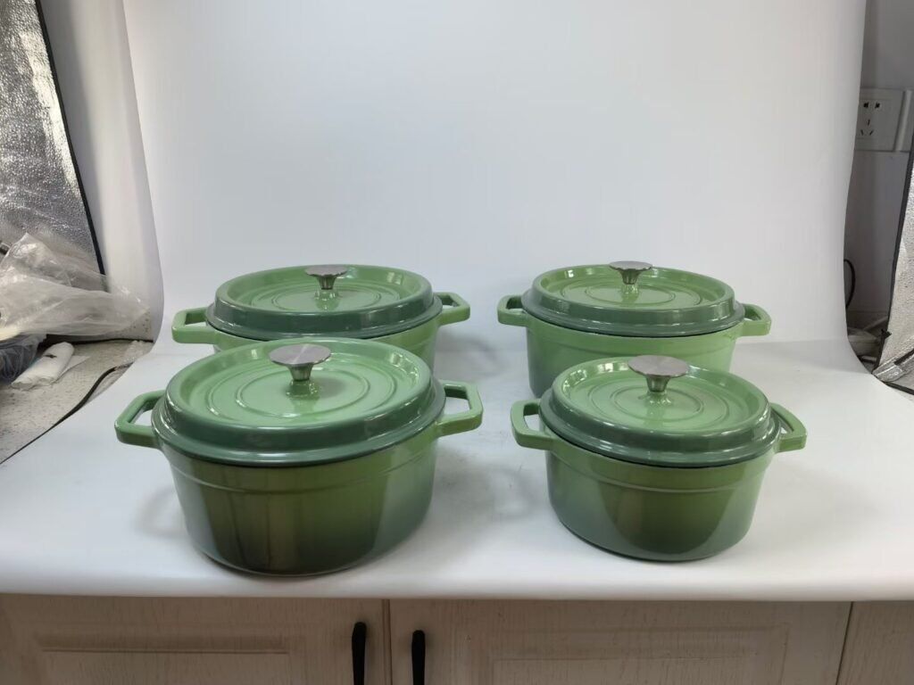 Clasificación de las 5 mejores marcas de hierro colado esmaltado: Le  Creuset vs Staub, image size:1024x768